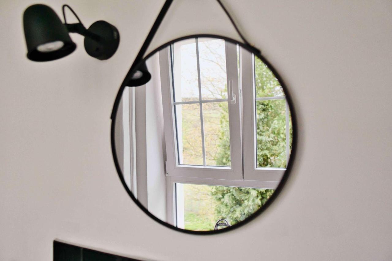 Mein Eifel Ferienhaus Altes Pfarrhaus Кроненбург Экстерьер фото